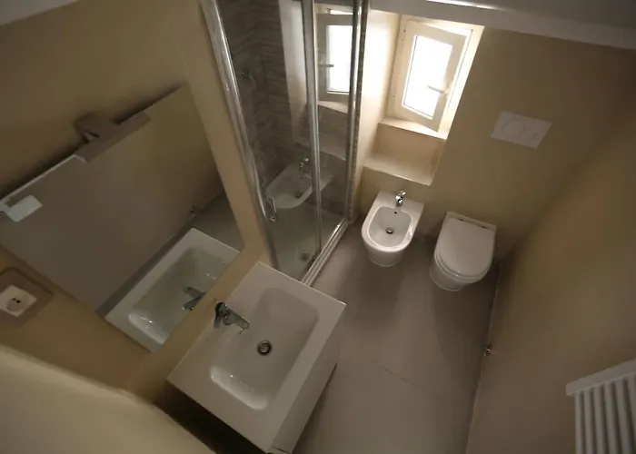 Centralissimo E Moderno W Ac *