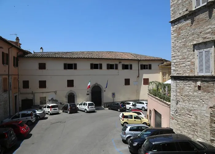 Centralissimo E Moderno W Ac *